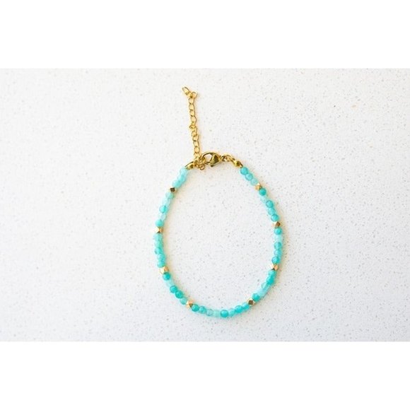 Bracelet BEAUTIFUL Vibrant color gemstone beaded bracelet Amazonite gift for her - Picture 7 of 12